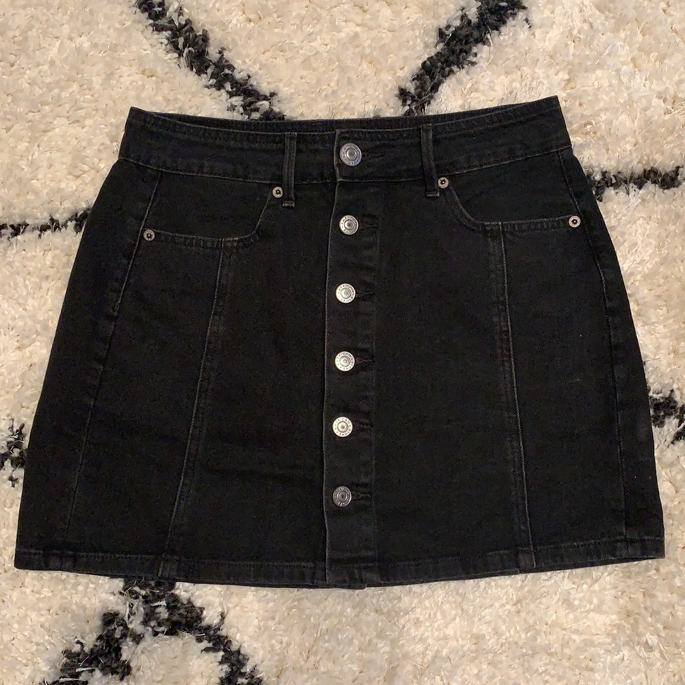 American eagle black skirt